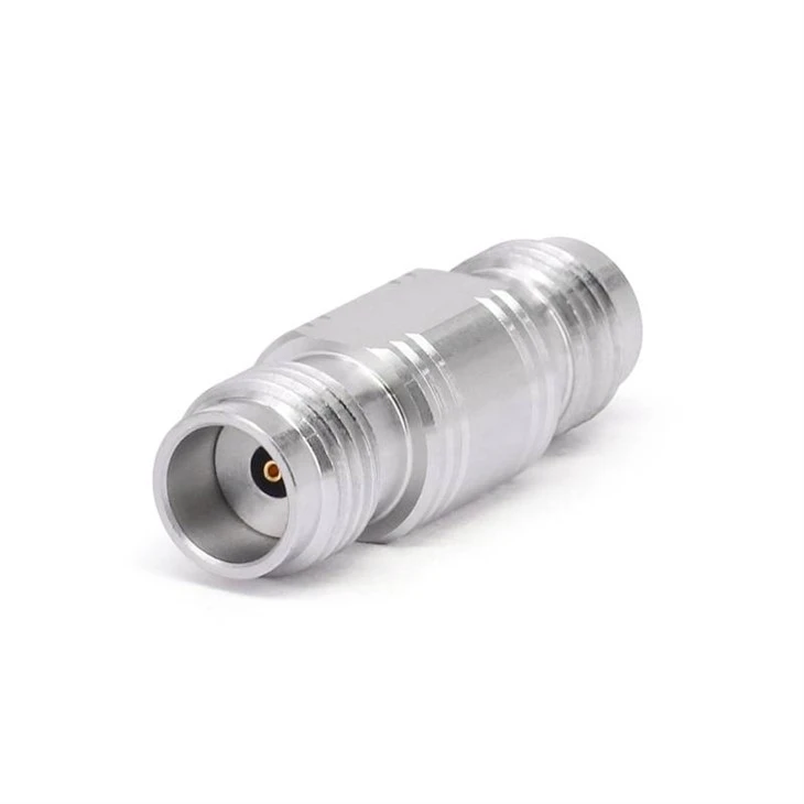 1,85 mm adaptér